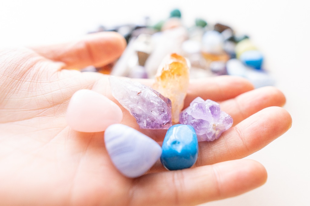 天然石で自分だけのオリジナルアクセサリーを作れます